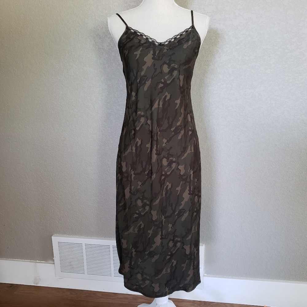 Wild Fable Camo slip night dress